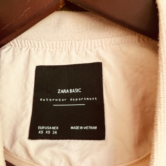 Zara Basic Womens Light Solid Pink Long Sleeve Wind Breaker Jacket Bomper  XS - Picture 5 of 12